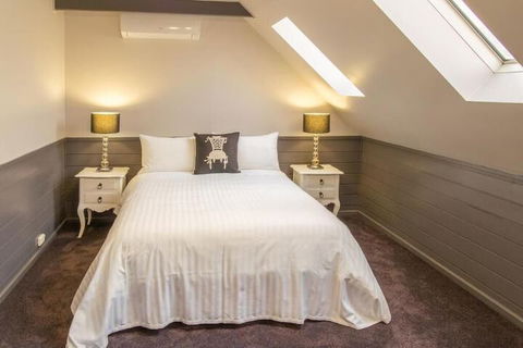 Brigham House - Lismore Accommodation 4