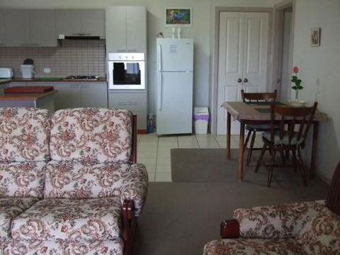 Nannup Riverview Cottage - Lismore Accommodation 1