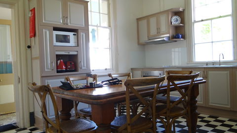 Byron Bay Cottages - Lismore Accommodation 4