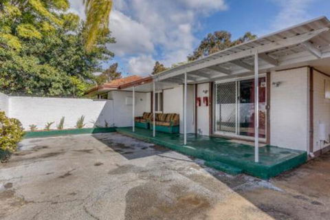 Beautiful Deluxe Family Friendly Holiday House - Lismore Accommodation 1