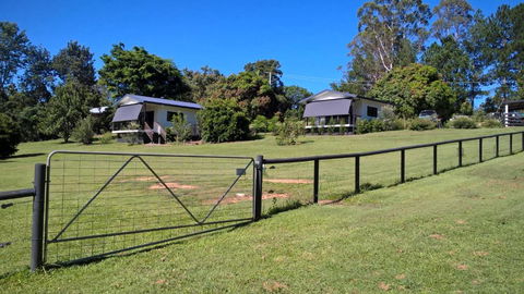 Eumundi Cottages Cottage 1 - Lismore Accommodation 5