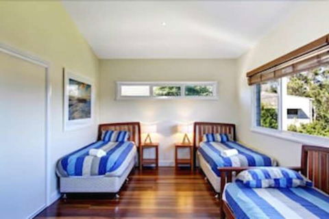 Away On Seaview Street - Lismore Accommodation 5