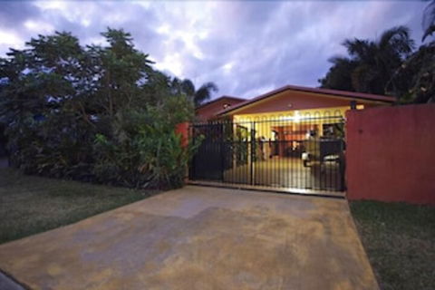 Hacienda Cooya Beach - Lismore Accommodation 1