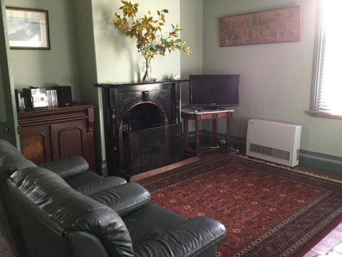 Albion Cottage - Lismore Accommodation 1