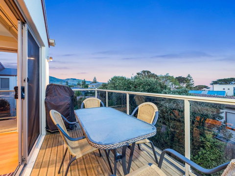 Sound Of The Sea - Lismore Accommodation 5