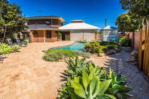 Yanchep Beach Retreat - Lismore Accommodation 3