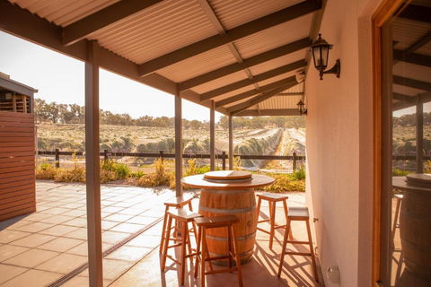 Brockenchack Vineyard Bed & Breakfast - Lismore Accommodation 5