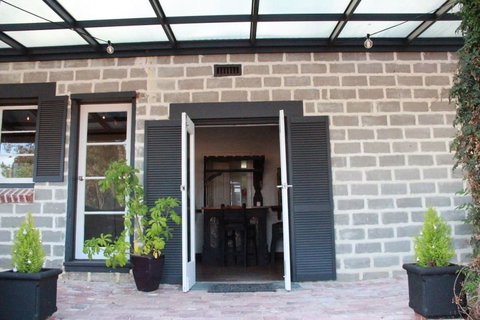 Bakehouse '38 Restaurant & Guesthouse - Lismore Accommodation 4