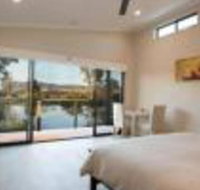 Still Earth - Lismore Accommodation