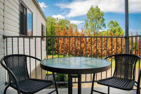 High View Cottage - Lismore Accommodation 6