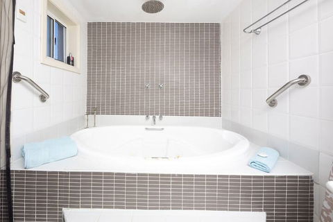 La Casa - Lismore Accommodation 6