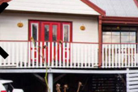 Abelia Lakeside No 2 Big Spa COTTAGE - Lismore Accommodation 4