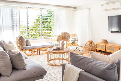 Akoakoa Sunrise Beach - Lismore Accommodation 1