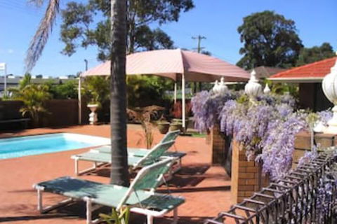 Bomaderry Motor Inn - Lismore Accommodation 1