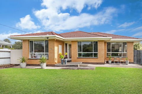 HAKUNA MATATA (No Worries) - Lismore Accommodation 0