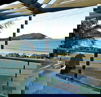 On the Beach at Fingal Bay - Lismore Accommodation