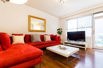 SELENA, 2BDR South Yarra Apartment - Lismore Accommodation 0