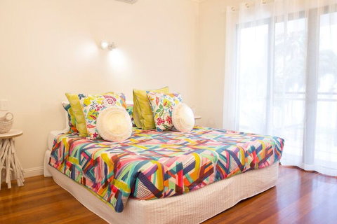 Absolute BeachFront Bliss @ Newell Beach - Lismore Accommodation 7