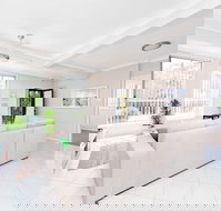 Magnolias at Fingal Bay - Lismore Accommodation