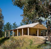 McGintys Stone Cottage - Lismore Accommodation