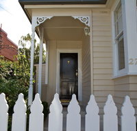 Strahan House - Lismore Accommodation