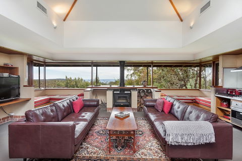 Summer House - Lismore Accommodation 2