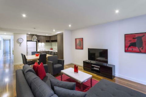 Bold & Beautiful In Brighton - Lismore Accommodation 0