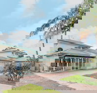 Occy's at Fingal Bay - Lismore Accommodation