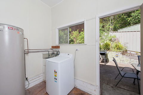 Box Beach Retreat 29 Essendene Road - Lismore Accommodation 2