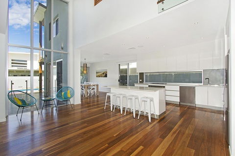 Banzai On The Beach - Lismore Accommodation 2