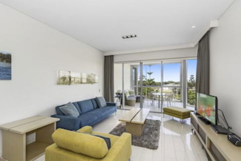 KINGSCLIFF COAST CULTURE 1208 - Lismore Accommodation 0