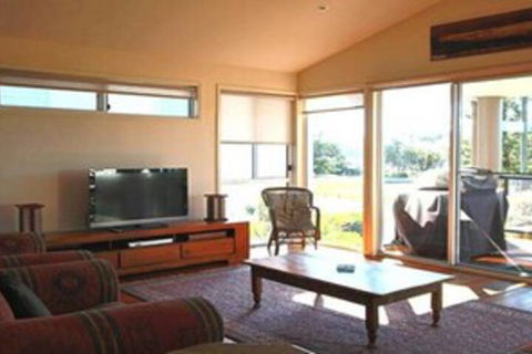 Nautica On Marine Parade - Lismore Accommodation 0