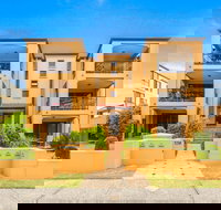 Salty Kisses on Marine - Lismore Accommodation