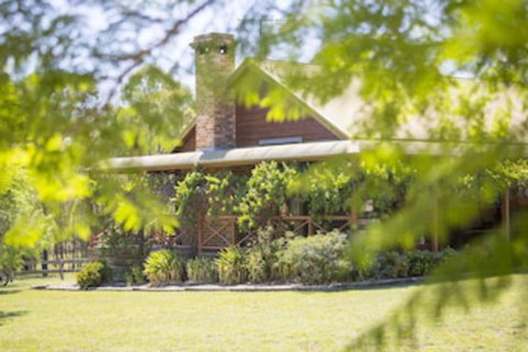 Silky Oak Cottage - Lismore Accommodation 0