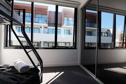 Queen Of Northcote Views Rejuvenate Stays - Lismore Accommodation 6