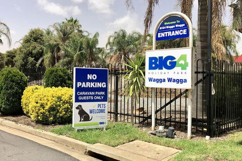 BIG4 Wagga Wagga Holiday Park - Lismore Accommodation 1