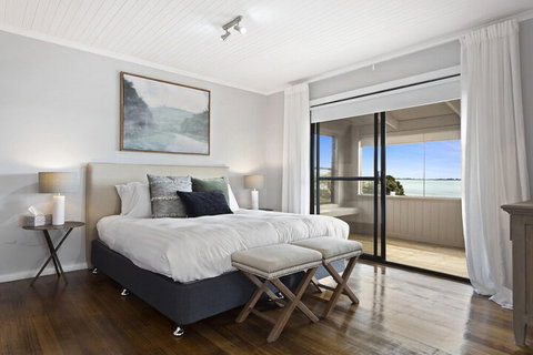 Stargazers Luxury Cottage - Lismore Accommodation 1