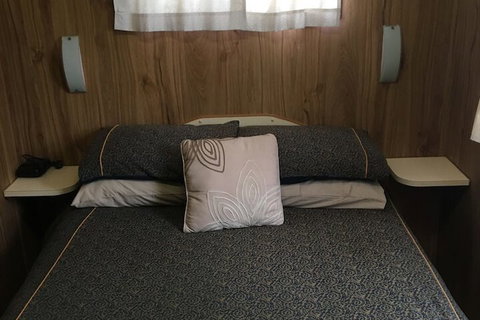 Kingscote Tourist Park And Family Units - Lismore Accommodation 4