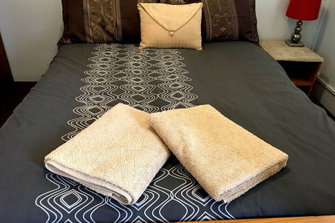 Kingscote Tourist Park And Family Units - Lismore Accommodation 2