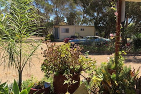 Kingscote Tourist Park And Family Units - Lismore Accommodation 0