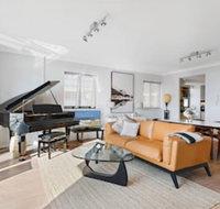 Darling Harbour Penthouse Views  Hot Tub - Lismore Accommodation