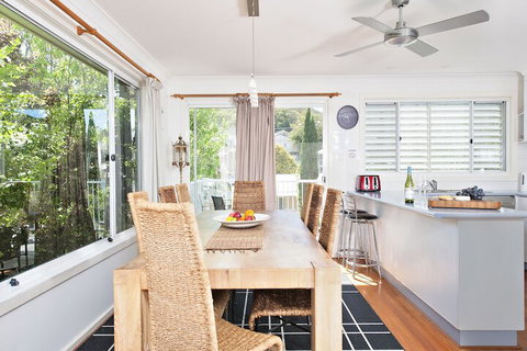 Shoal Bay Riggers - Lismore Accommodation 4