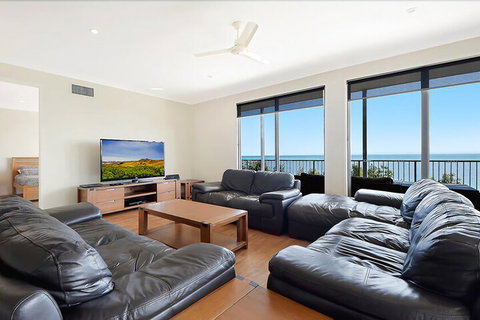 Sandcastles Coign 10 - Lismore Accommodation 2