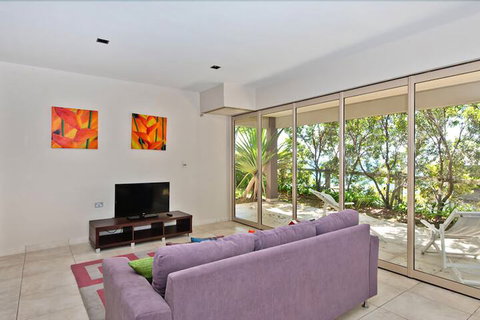 Tangalooma Sea Change - Lismore Accommodation 4