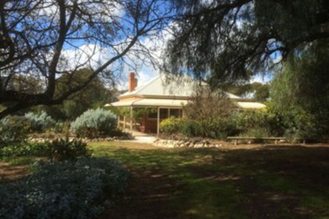 Thalia Getaway Villa - Lismore Accommodation 1