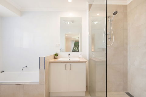 Noosa Heads Endless Summer Beach Retreat - Lismore Accommodation 4