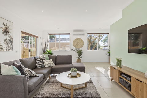 BOUTIQUE STAYS - The Richardson - Lismore Accommodation 4
