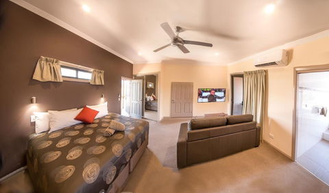 Broken Hill Outback Resort - Lismore Accommodation 0