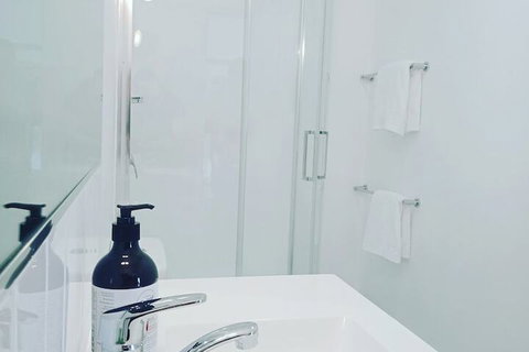 Old White Church Bed & Breakfast - Lismore Accommodation 3