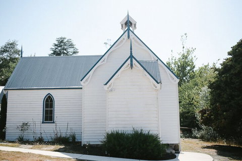 Old White Church Bed & Breakfast - Lismore Accommodation 1